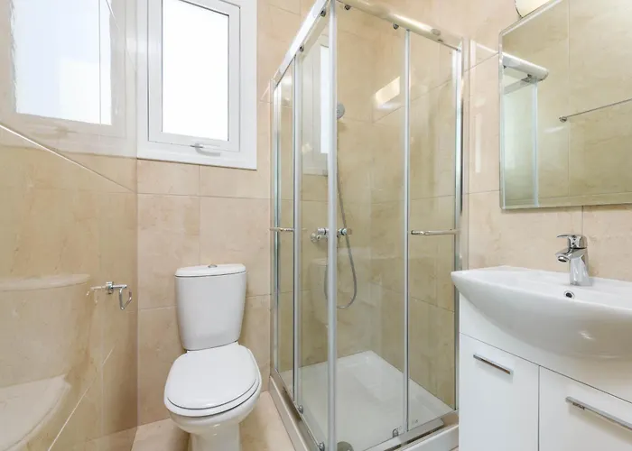 Bay #16 Βίλα Πρωταράς